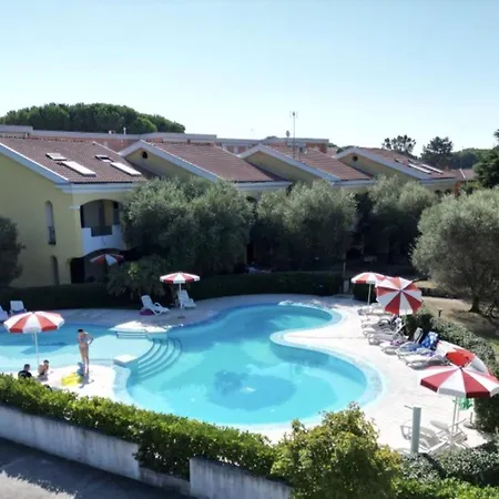 With Shared Pool For Eight Guests *